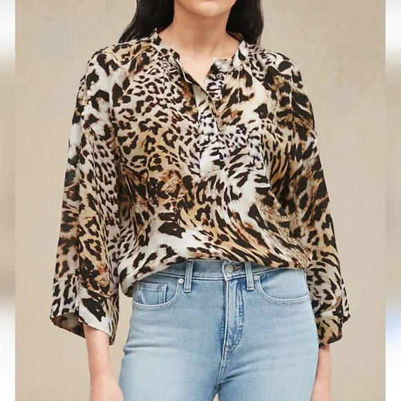 NWT Banana Republic Leopard Print Popover Blouse, Size M - Picture 1 of 14